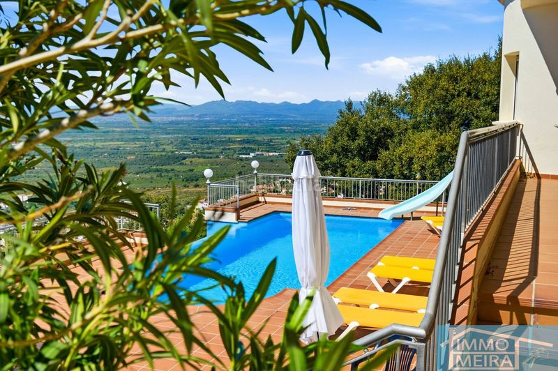 Foto d3f7a53b-eccc-45e9-b6df-f255a39d34b3. Casa amb calefacció piscina a Nord Roses