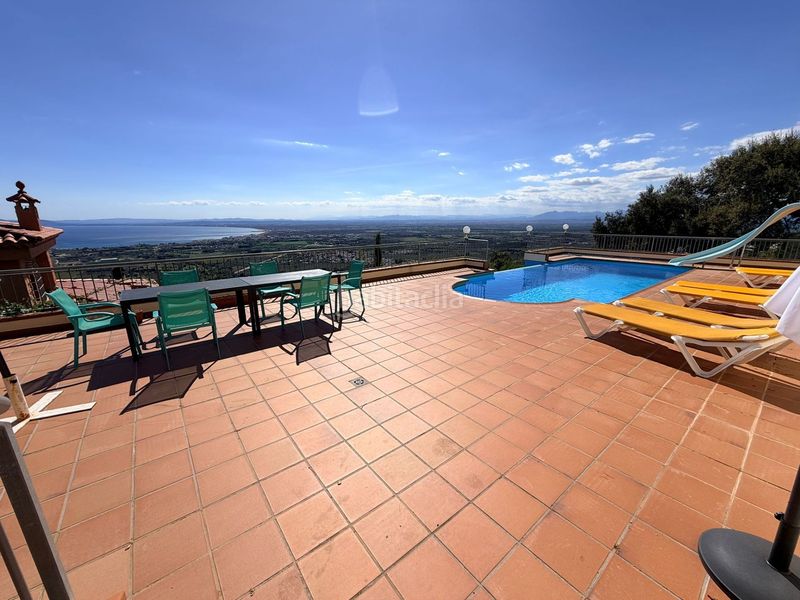 Foto f334e8d4-cc22-430d-9e14-dd0d96ebbafb. Casa amb calefacció piscina a Nord Roses