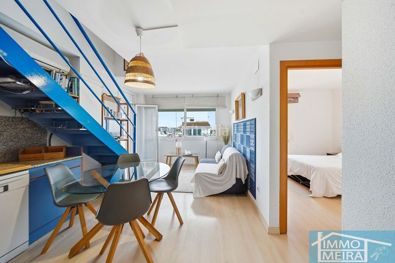 Foto bb7adc56-f963-49d9-9c46-b4173d9636c9. Apartament amb calefacció piscina a Santa Margarida Roses