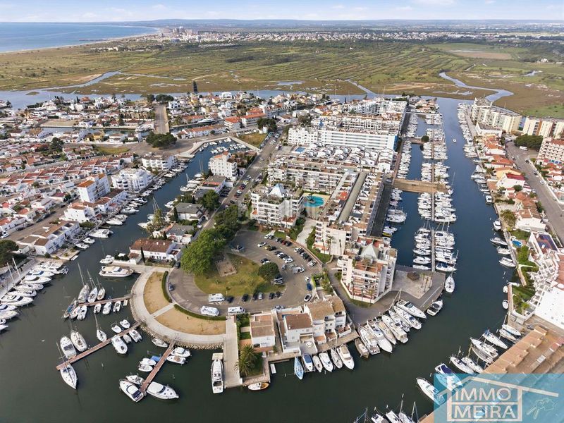 Foto ed0ff777-db09-49a0-8296-8d2e21a684f1. Apartament amb calefacció piscina a Santa Margarida Roses