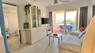 Apartament a Santa Margarida. Bonito, moderno i luminoso apartamento con bonitas vistas, licen