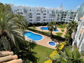 Apartament a Santa Margarida. Bonito, romántico y acogedor apartamento en edificio de lujo con