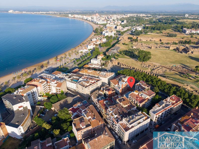 Foto 78daa559-5917-4fec-9e56-51bcf60c586c. Apartament amb calefacció a Centre Roses