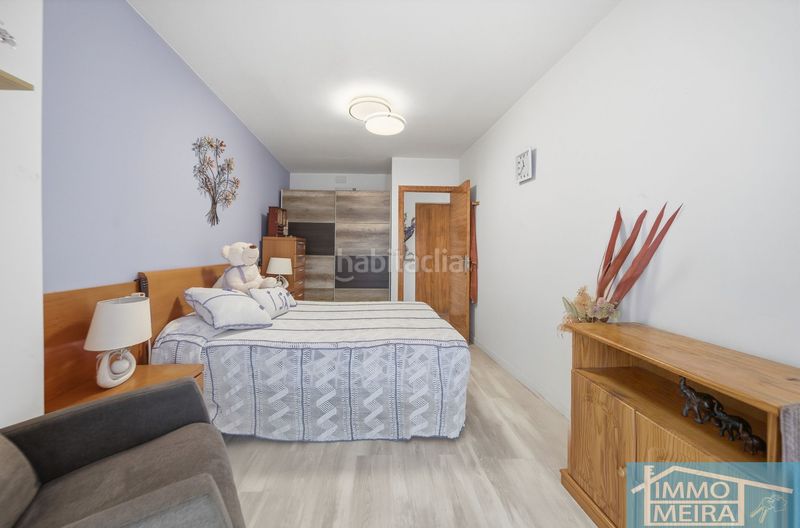 Foto b8d33aab-a9a4-49b5-b1a9-1158138397d9. Apartament amb calefacció a Centre Roses