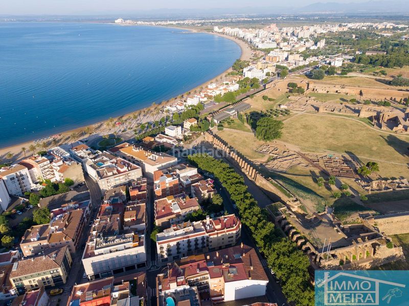 Foto f87b6f7e-c45d-4e69-8f08-f0ad6ba02bc8. Apartament amb calefacció a Centre Roses