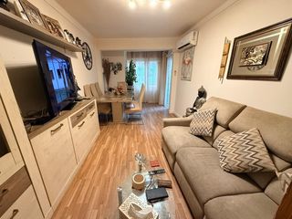 Appartement à Centre. Magnífico apartamento en pleno centro, a 250 metros de la playa,