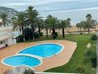 Apartament a Santa Margarida. Espléndido apartamento de 2 habitaciones con  vistas al mar y pi