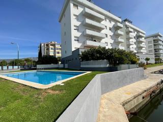 Apartament a Santa Margarida. Lujoso y bonito apartamento de dos dormitorios, un baño, salón c