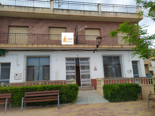 Edificio  De la contituacion. Edificio en zarzilla de totana