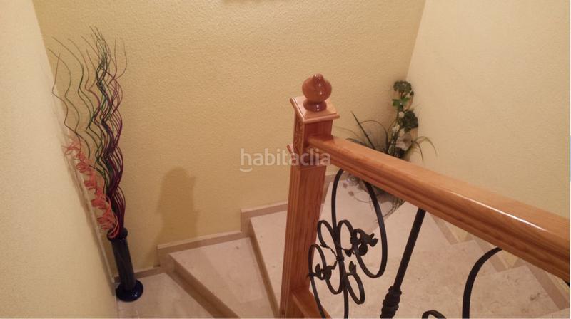 Foto d2621151-298f-4de5-bd52-eaccecfe8db1. Casa adosada vola1 también disponible para alquiler largo plazo en Campello (el)