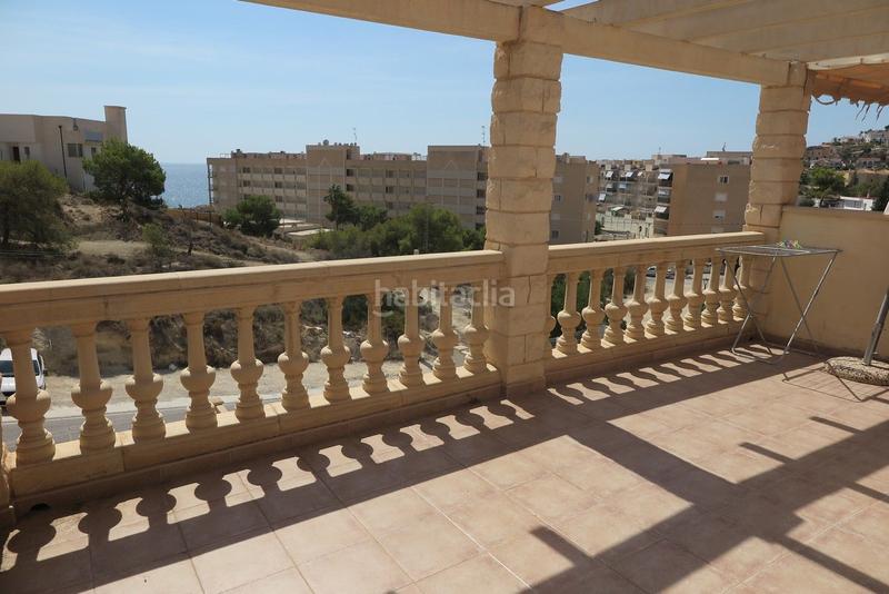 Foto d5638459-878e-4189-8c45-b4b514af8337. Casa adosada vola1 también disponible para alquiler largo plazo en Campello (el)