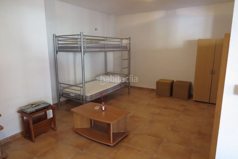 Foto 33e7198c-3263-4f87-b39c-1ffc1a404adb. Casa amb piscina a Pueblo Acantilado-Lanuza Campello (el)