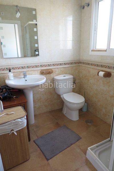Foto 489f17c1-c224-4a77-bf81-71e0ad03a3b1. Casa amb piscina a Pueblo Acantilado-Lanuza Campello (el)