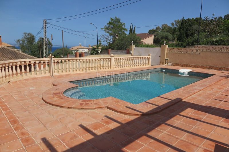 Foto 4b7515bc-0712-474c-9ac0-212c35e93548. Casa amb piscina a Pueblo Acantilado-Lanuza Campello (el)