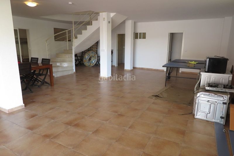 Foto 5423fa46-6f45-4bef-9a66-9a2b32e9e36c. Casa amb piscina a Pueblo Acantilado-Lanuza Campello (el)
