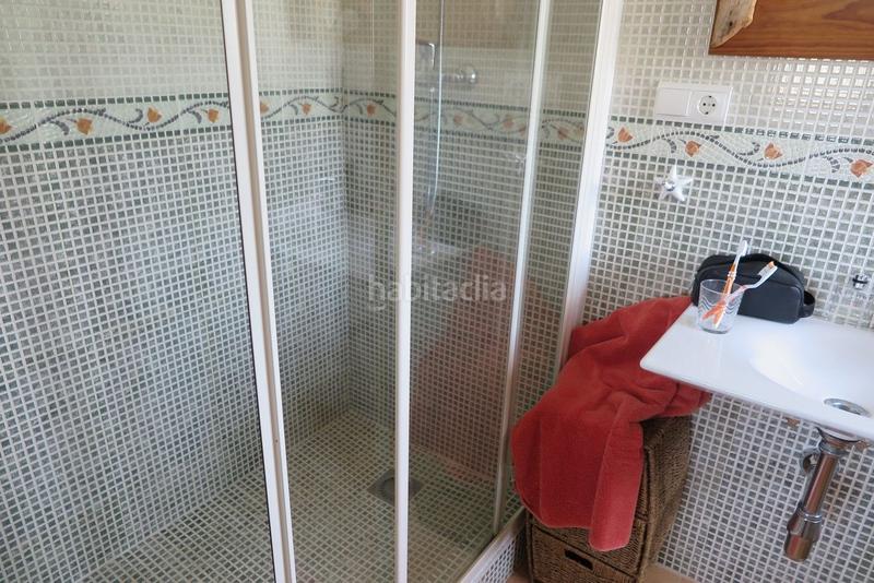 Foto 727b8cd1-d79f-45bd-8950-4c93ec5625b1. Casa con piscina in Pueblo Acantilado-Lanuza Campello (el)