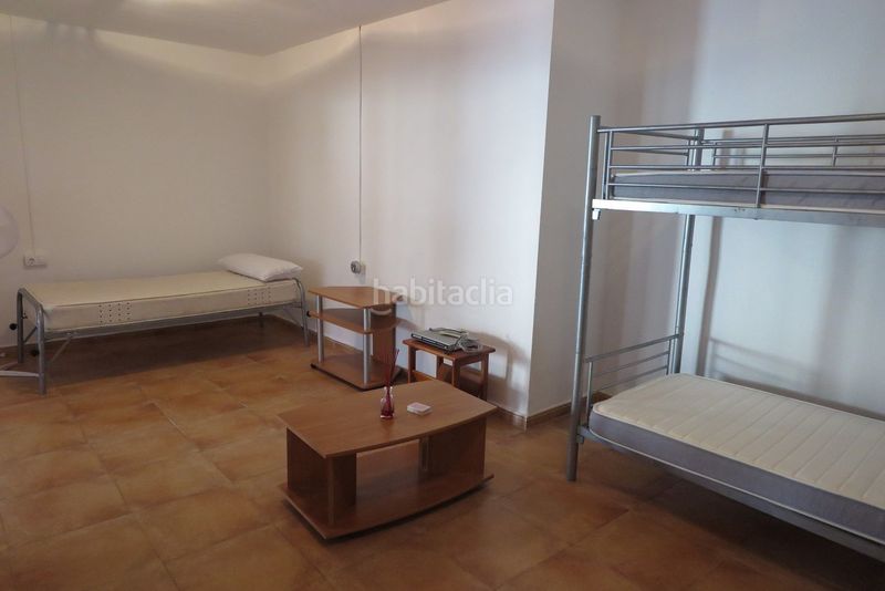 Foto a2f30e07-48e2-45b9-bdc1-7c698bc94695. Casa amb piscina a Pueblo Acantilado-Lanuza Campello (el)