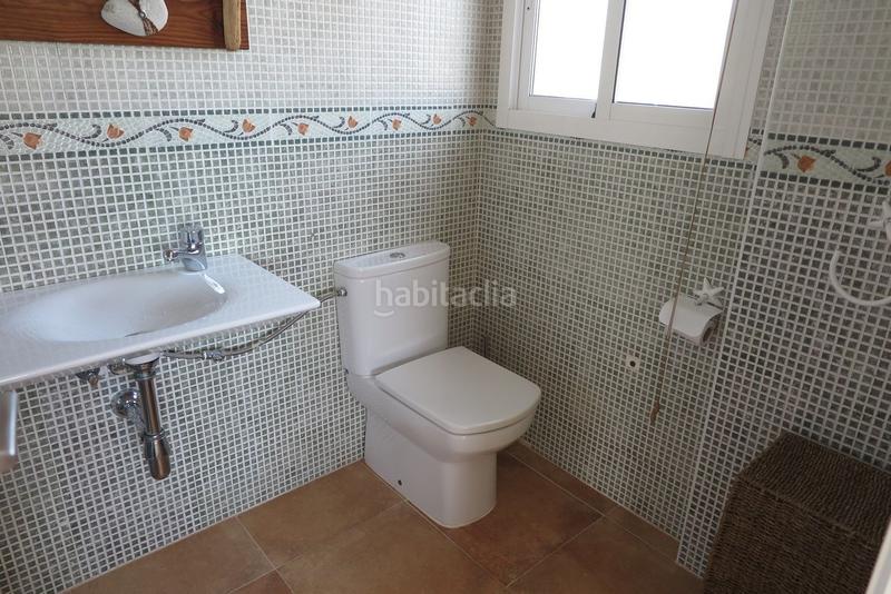 Foto b7aaa635-d98c-403e-9802-5a4e9e5ed4ba. Casa con piscina in Pueblo Acantilado-Lanuza Campello (el)
