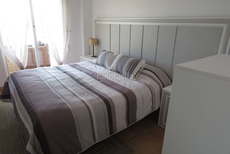 Foto db8e5011-85ca-43ca-8930-8bb132146d8a. Casa amb piscina a Pueblo Acantilado-Lanuza Campello (el)