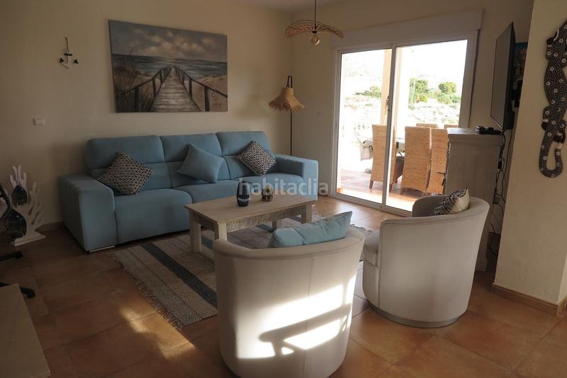 Foto f57db8a1-b1b9-41b1-b1e8-7369f9966b17. Casa con piscina in Pueblo Acantilado-Lanuza Campello (el)