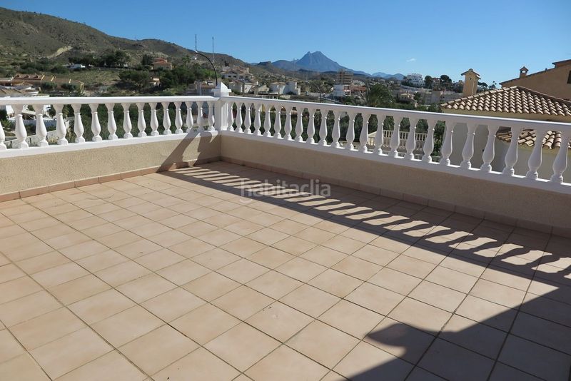 Foto 0635d8f2-bfef-404f-b927-c5af3e92abf4. Casa amb calefacció piscina a Pueblo Acantilado-Lanuza Campello (el)