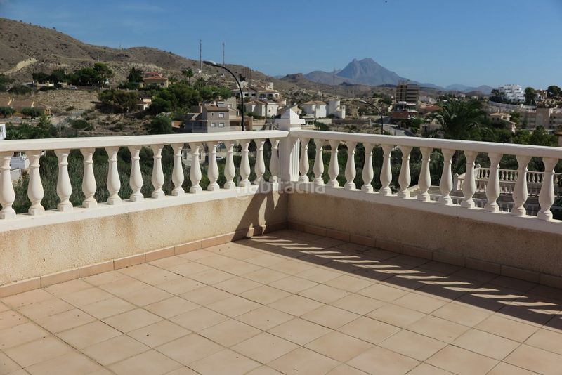 Foto 3d6ce2c9-8369-4d7c-b3b4-930ea1042112. Casa amb calefacció piscina a Pueblo Acantilado-Lanuza Campello (el)