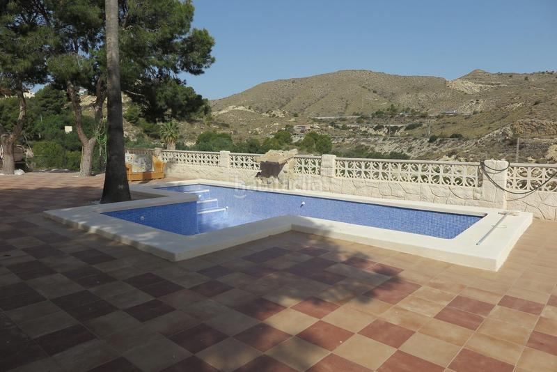 Foto 984e9bbe-b822-49a1-9704-371180d39f1b. Casa chdo2 villa ricardo en Pueblo Acantilado-Lanuza Campello (el)