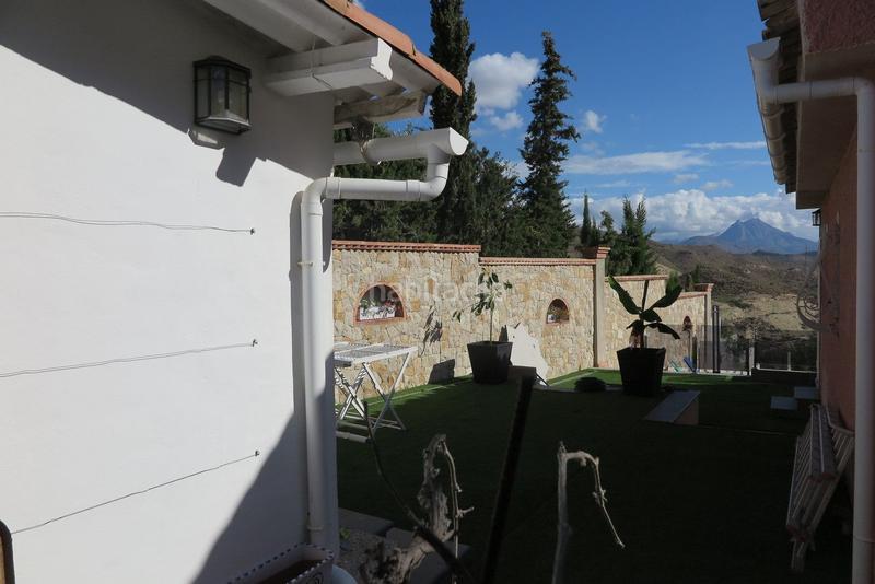 Foto e48ca18e-0464-47c8-980a-28d161e7fcdf. Casa con piscina in Pueblo Acantilado-Lanuza Campello (el)