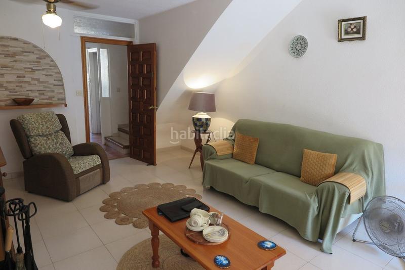 Foto 2770d385-6586-4430-bb86-9a4c8ab3ff57. Casa adosada pob1 en Pueblo Acantilado-Lanuza Campello (el)