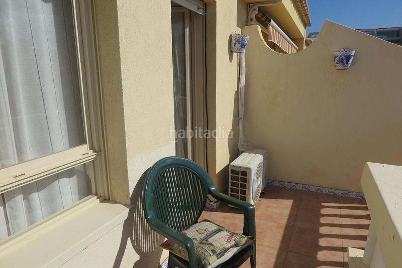 Foto b9bb5fee-9947-4b40-bcbd-d8579e0c8171. Casa adosada pob1 en Pueblo Acantilado-Lanuza Campello (el)