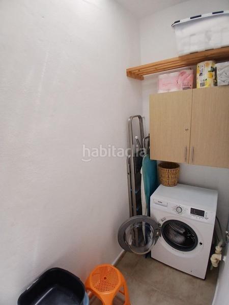 Foto 750c87de-c9e3-4790-a66c-1415a7b95e63. Maison jumelée avec piscine dans Pueblo Acantilado-Lanuza Campello (el)