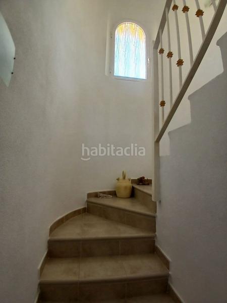 Foto d9d66eb3-3c73-462e-8c36-a115343d16c5. Maison jumelée avec piscine dans Pueblo Acantilado-Lanuza Campello (el)