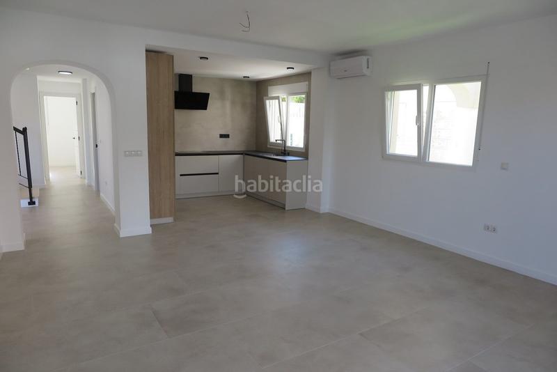 Foto 608b5cd7-2a46-4325-b218-02b4ef6a4c78. Casa cha29 en Pueblo Acantilado-Lanuza Campello (el)