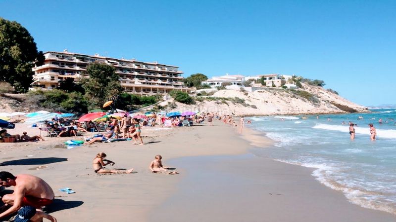 Foto a4c37c0e-8024-4224-b722-bdca9f839db5. Casa cht38 en Pueblo Acantilado-Lanuza Campello (el)