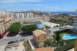 Apartamento en Platja de Vila Joiosa. Apartamento con vistas increíbles al mar y montaña.