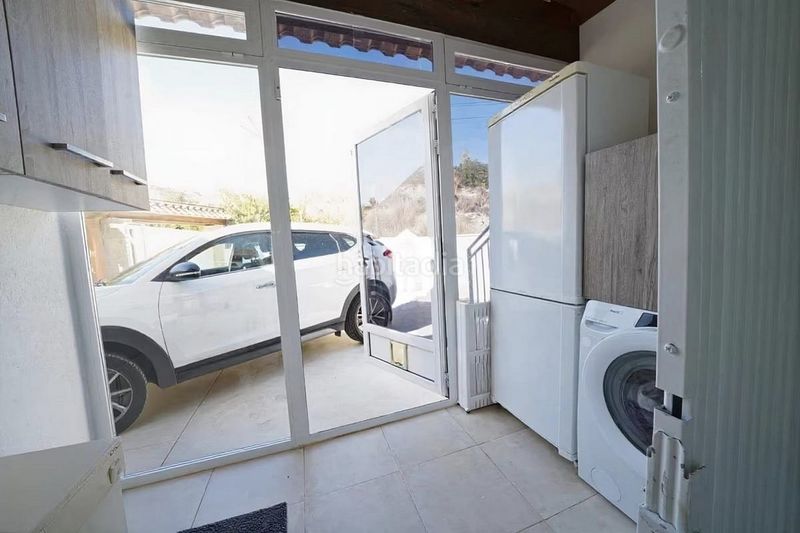 Foto 106b53d7-5465-4b6b-9ff7-b3f233fb7a5b. Casa adossada amb piscina a Pueblo Acantilado-Lanuza Campello (el)