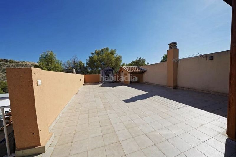 Foto 6e688784-c361-486d-aa8f-66c40066cb19. Casa adossada amb piscina a Pueblo Acantilado-Lanuza Campello (el)