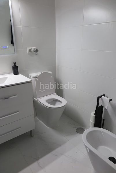 Foto 7055cfaa-87dc-456f-b697-467ed3e774d4. Casa adossada amb calefacció piscina a Pueblo Acantilado-Lanuza Campello (el)