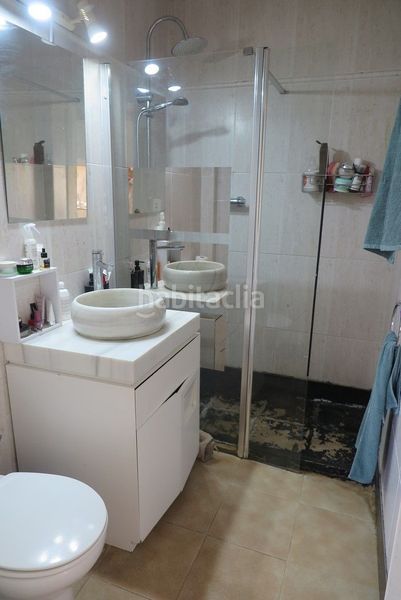 Foto 5b7f172d-5067-4952-a009-c15ca216fd6c. Casa adossada amb calefacció piscina a Pueblo Español-Coveta Fumá Campello (el)