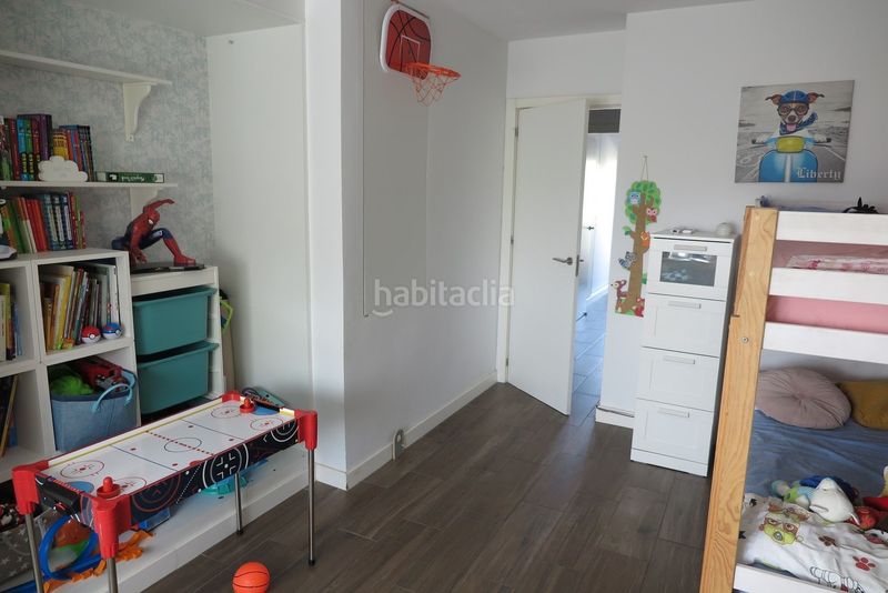 Foto c76f1acb-38c5-4cbe-b783-d7faf0f9a380. Casa adossada amb piscina a Pueblo Acantilado-Lanuza Campello (el)