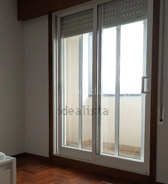 Foto 0d2edd67-5980-4a58-b190-db14bdceee6e. Rent flat with heating parking in Coia Vigo