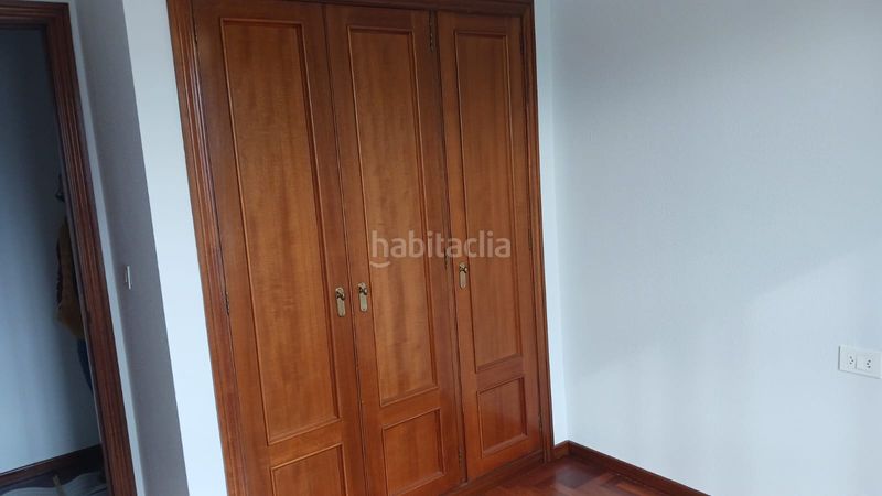 Foto 46702a0d-b83a-4df7-9faa-42270eedbbc9. Rent flat with heating parking in Coia Vigo