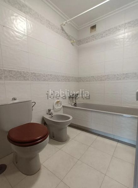 Foto 86ebe157-856e-47fc-8f83-adf273ec7337. Rent flat with heating parking in Coia Vigo
