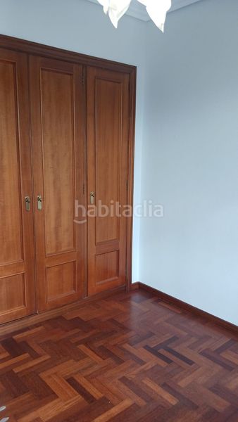 Foto e155ad72-1501-4f75-b1ec-a5c5a5e354da. Rent flat with heating parking in Coia Vigo
