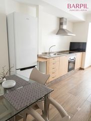 Affitto Appartamento in Subida hermide 1. Piso bajo con balcón y terraza zona madroa