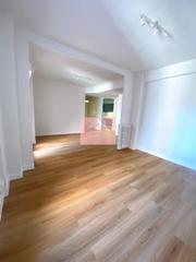 Location Appartement  Avenida gran vía. Piso recién reformado en centro de vigo