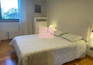 Alquiler Apartamento en Centro - Areal. Apartamento en garcia barbón