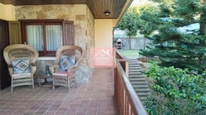 Foto 6e77af73-88eb-4d9f-b8d0-705e92d8862a. Chalet con camino parcheggio piscina in Gondomar