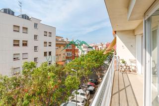 Pis a Sant Joan. Piso en el centro de 4 habitaciones con parking incluido en finc