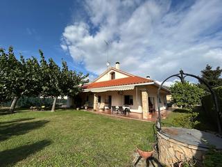Chalet in Sant Esteve de Palautordera. Casa en urb les hortes, santa margarita.